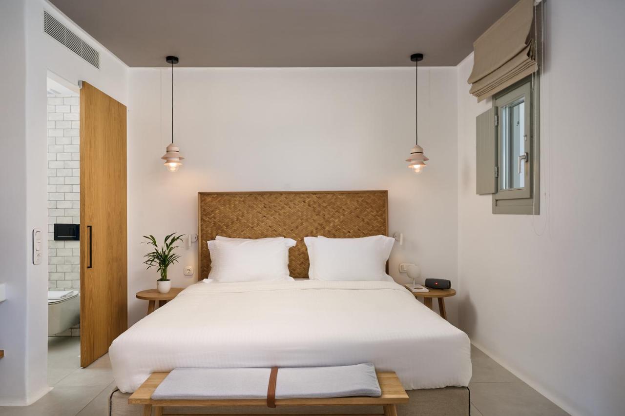 Adorno Beach Hotel And Suites Ornos  Zimmer foto